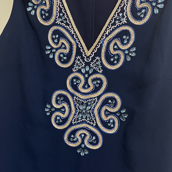 Lilly Pulitzer Size 4 Blue Shift Dress with Gold/Blue Detail - Picture 2 of 3